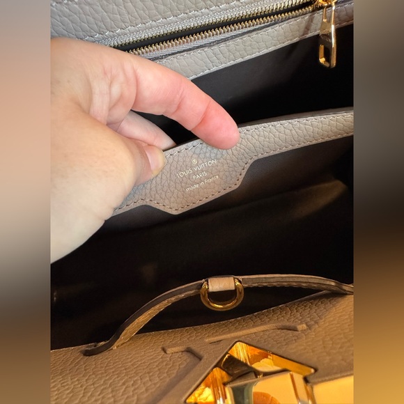 SOLD DO NOT BUY Louis Vuitton LV Monogram Authentic Capucines MM - Picture 16 of 17